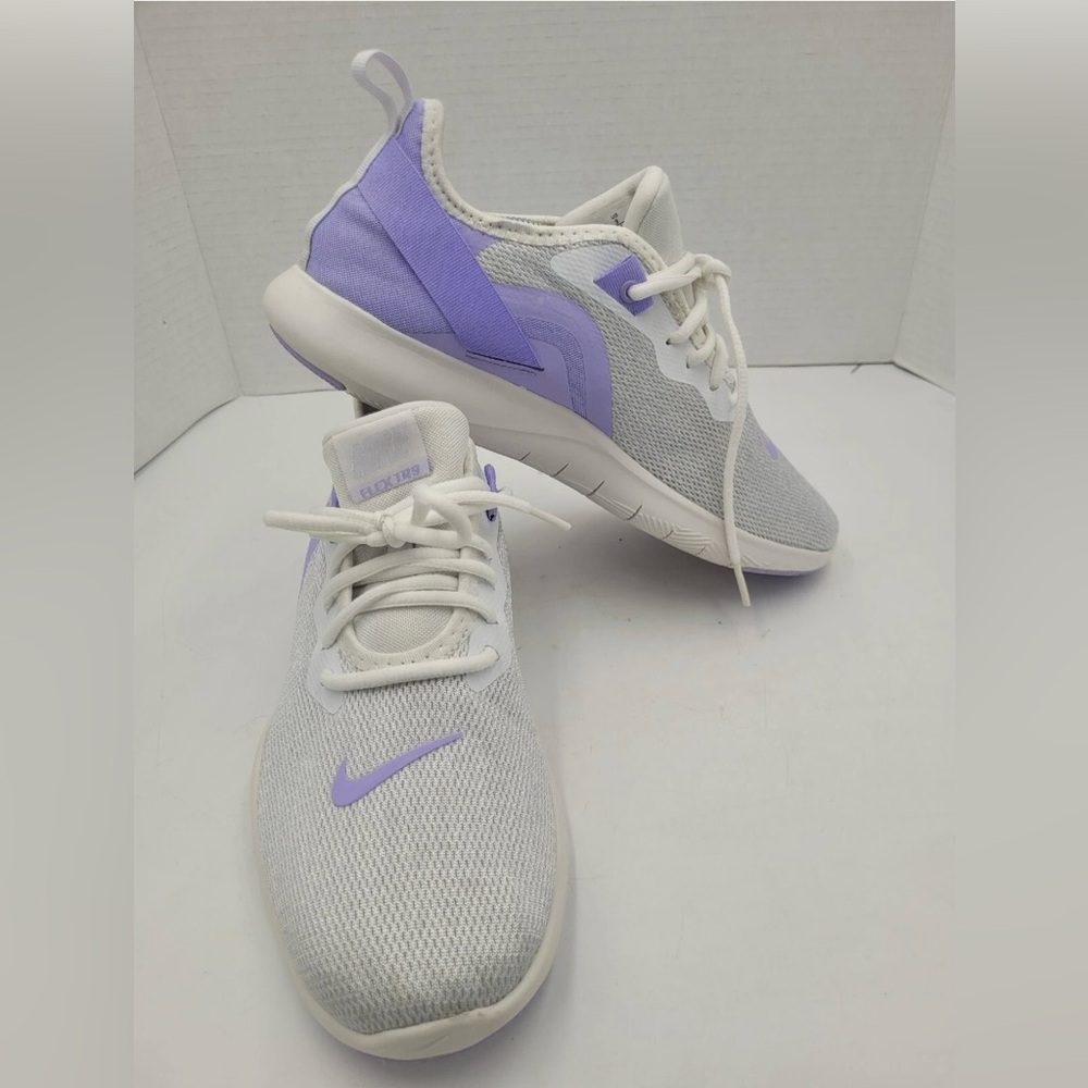 Nike Light Gray and Lavender‎ Athletic Shoes